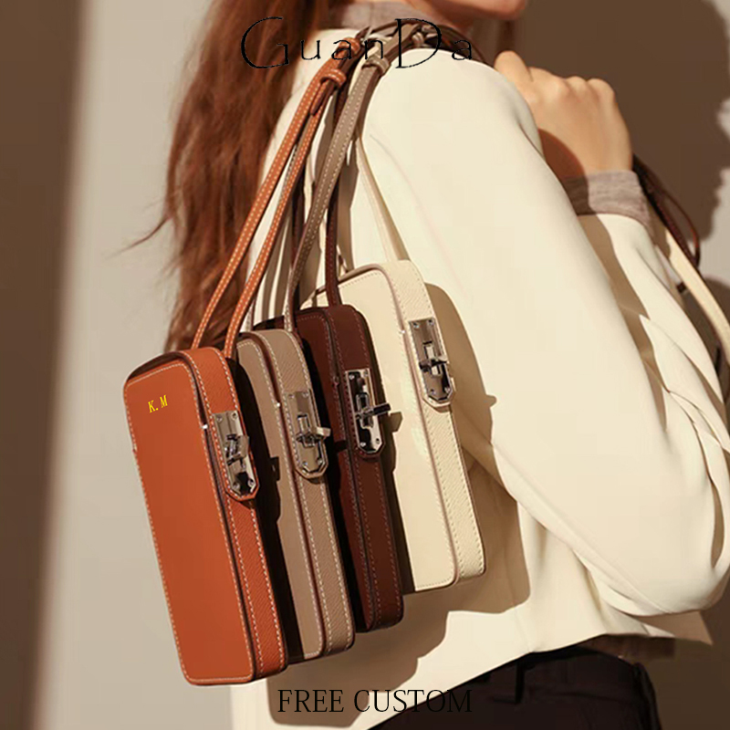 Women Bags Name - Sac à bandoulière portable en cuir