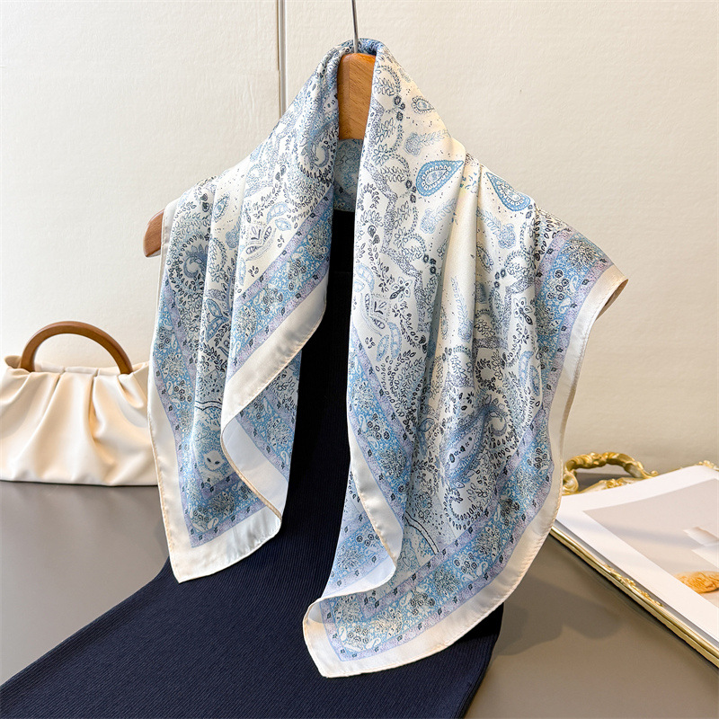 Écharpe fine en satin vintage  - Women'S Vegan Bags avis et prix