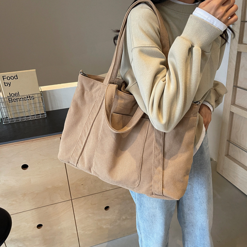 Sac à bandoulière en velours c - Women'S Bags Handbags avis et prix